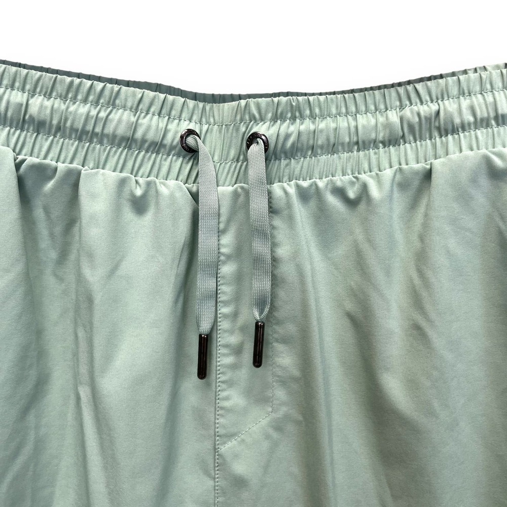 Vitality Balance Athletica Shorts Mens XXL Green Run Gym Workout Beach Athletic - Picture 3 of 8